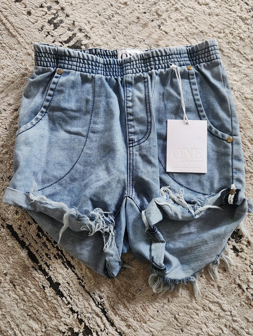 One Teaspoon Hunters SAMPLE Mid Length Shorts